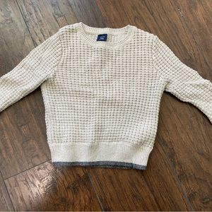 Oatmeal sweater, excellent condition